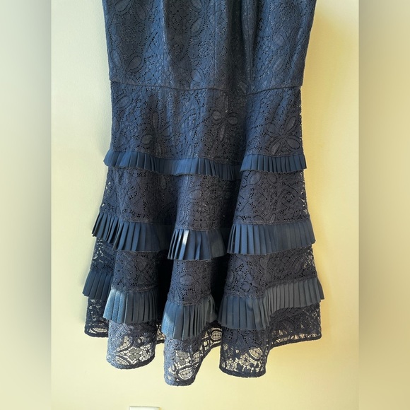 Ever New Elandra Lace Halter Dress - Picture 3 of 4